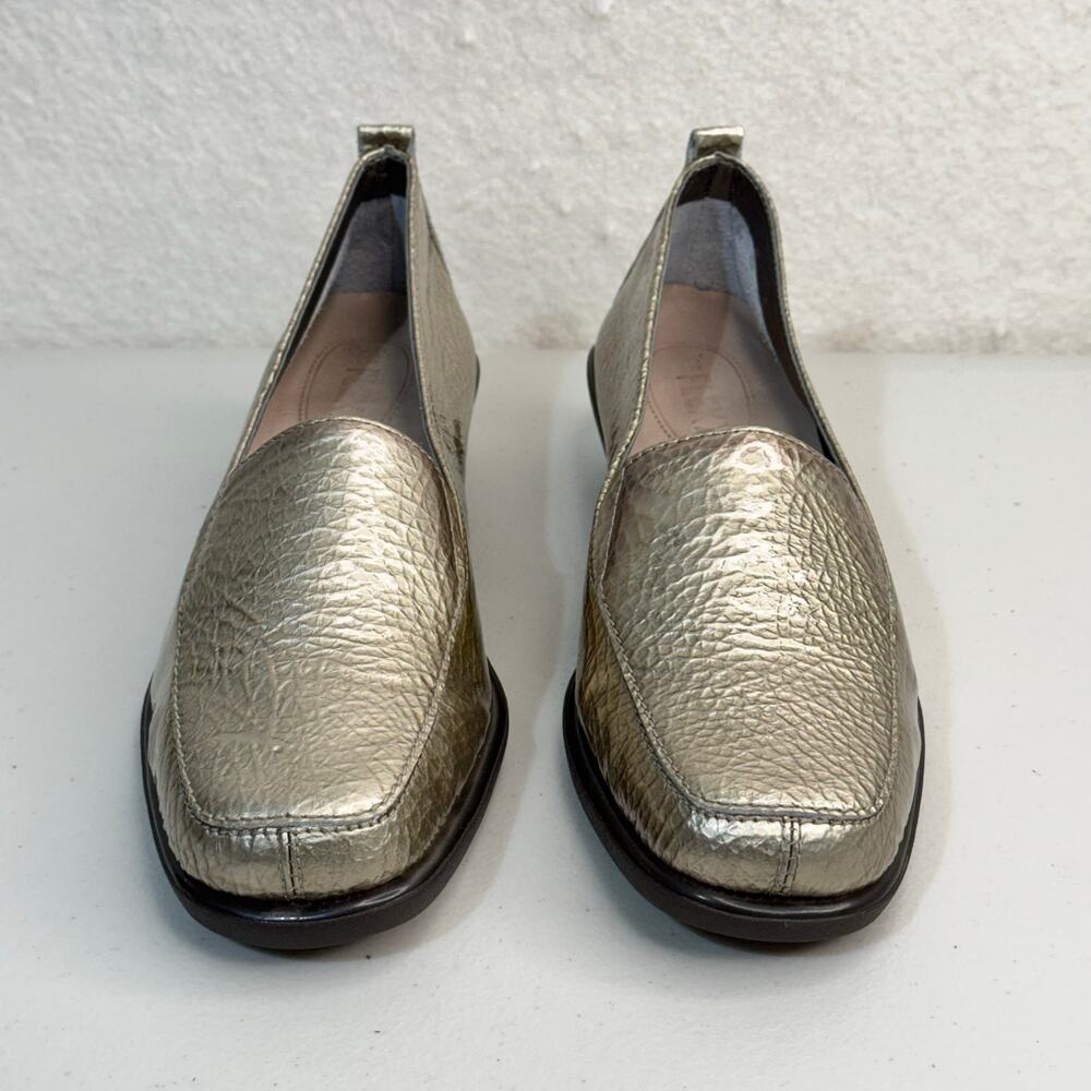 The Flexx Canna Di Fucille Roche Gold Tumbled Patent Leather Wedge Loafer Size 9
